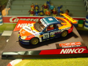Ninco 50240 Porsche 911 GT3-R No72 REPSOL FATurbo Ex. 2000 Le Mans