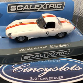 Scalextric C3890 Jaguar E-Type 1965 Bathurst Bob Jane Slot Car