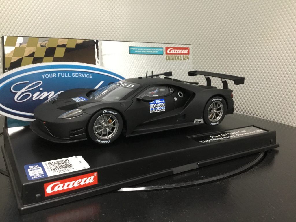 Carrera Digital 124 Ford GT Race Car Chip Ganassi Racing scale slot car 23862