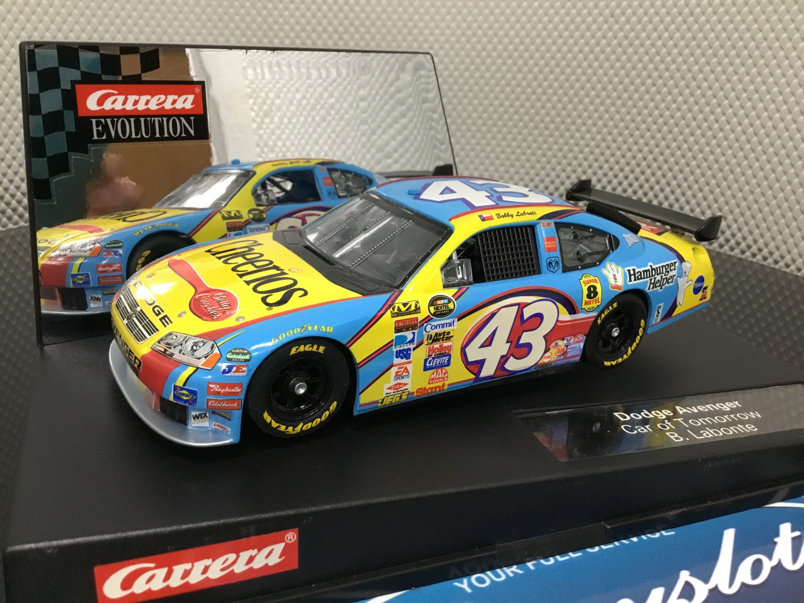 carrera avenger bike