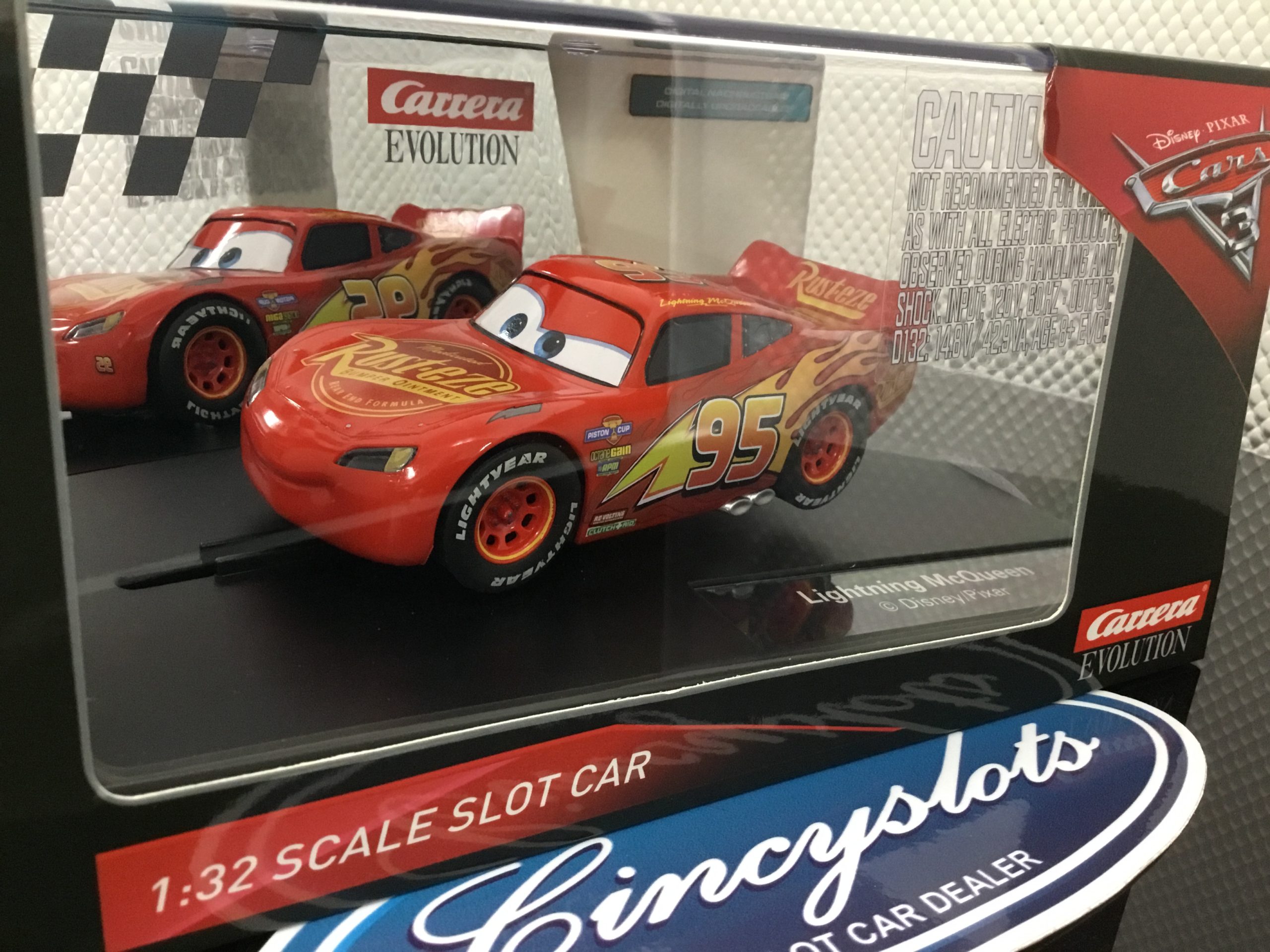 Carrera 1/32 Disney-Pixar Cars 3 Lightning McQueen Slot Car 27539 CRA27539 