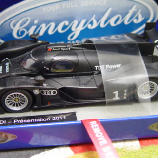 Le Mans Miniatures 132056 Audi R18 Presentation 2011