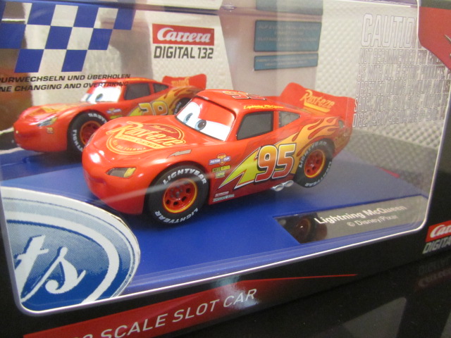Carrera D132 30806 Disney Pixar CARS Lightning McQueen Slot Car