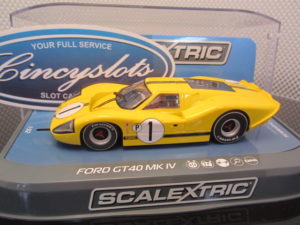 Scalextric C3859 Ford GT40 Mark IV Sebring 12 Hours 1967 #1