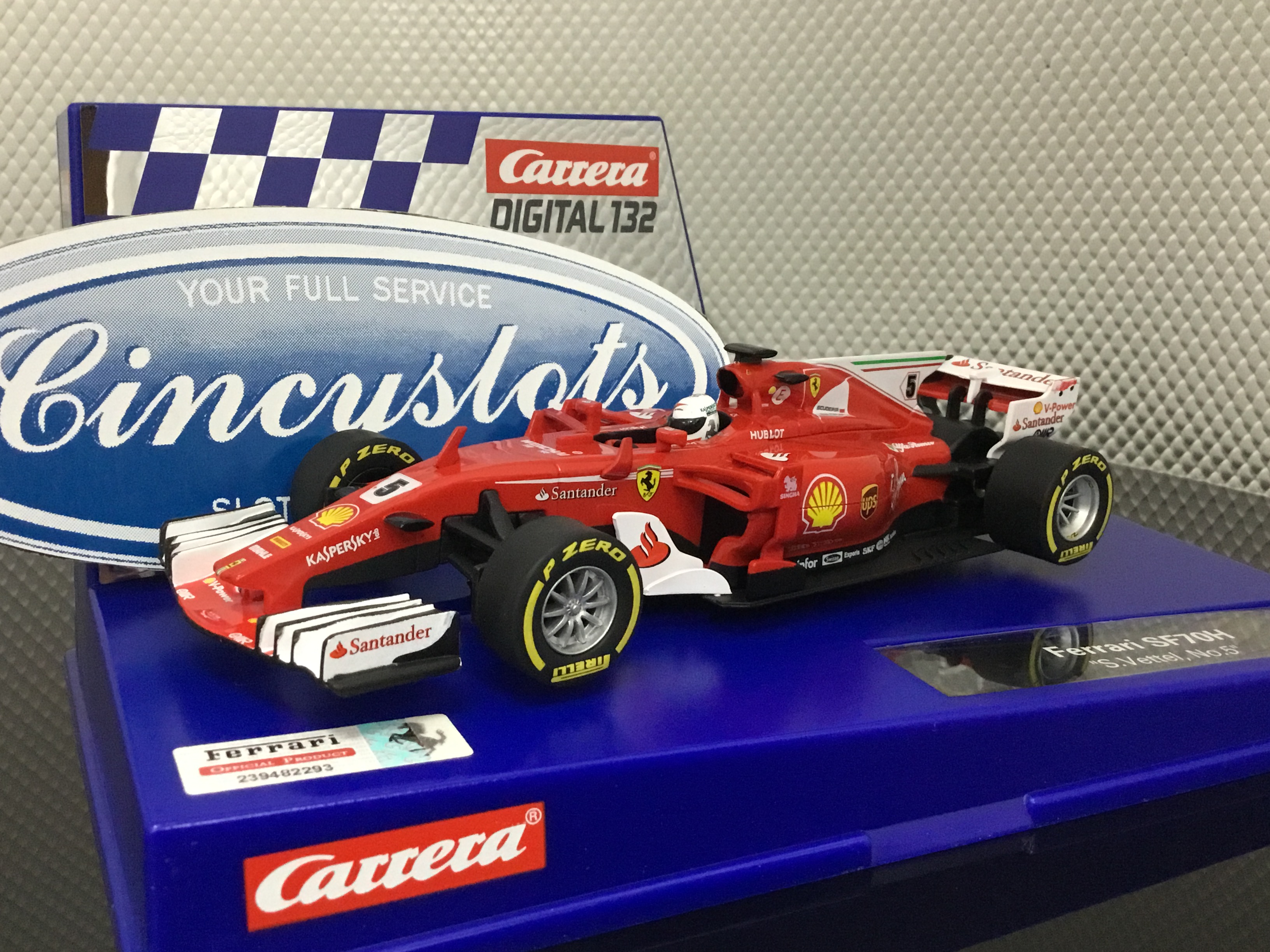 Vettel #5 1/32 Slot Car Carrera Digital 132 30842 Ferrari SF70H S 