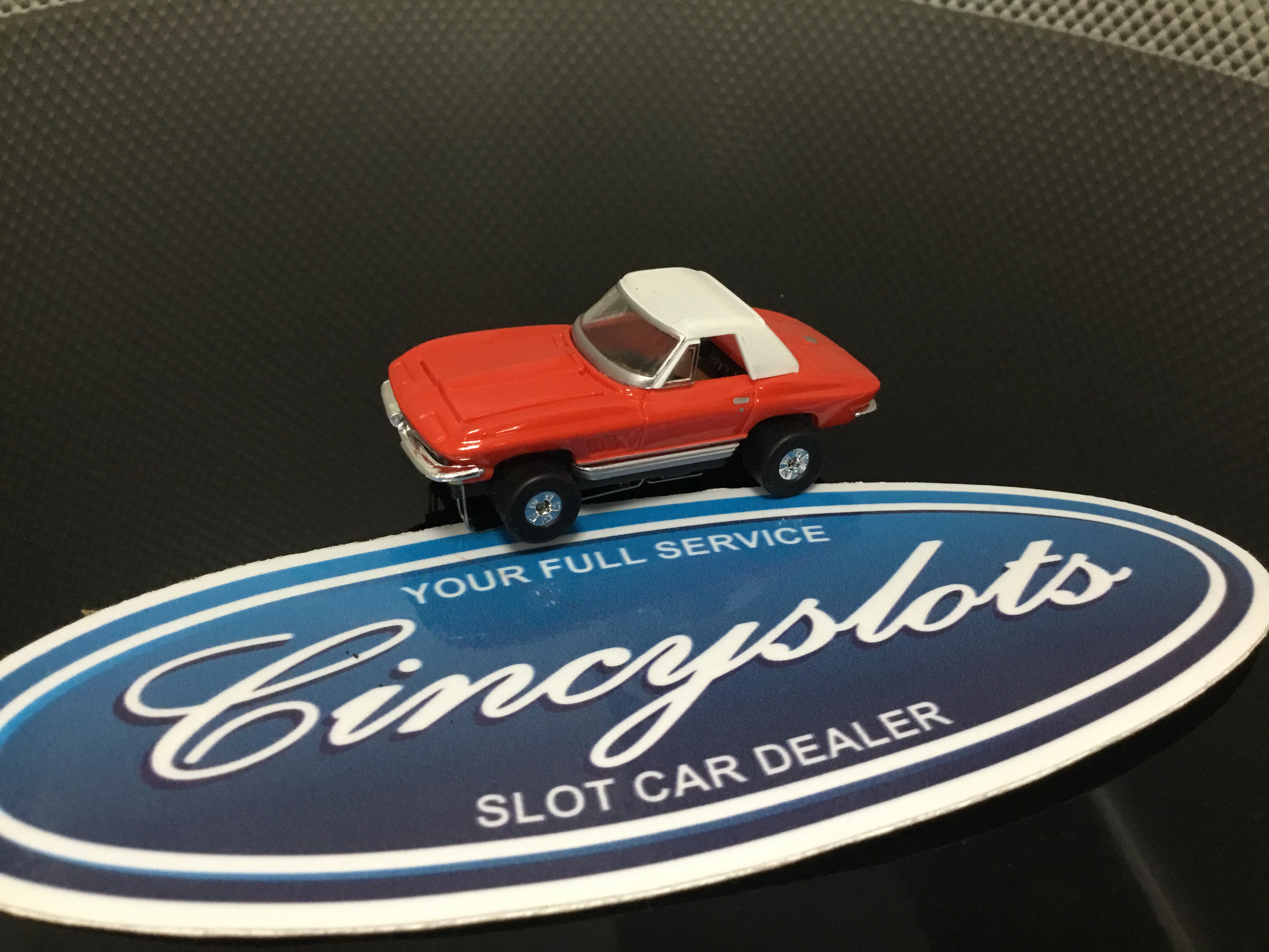 AutoWorld Classic Corvette Red Thunderjet TJet HO Slot Car.