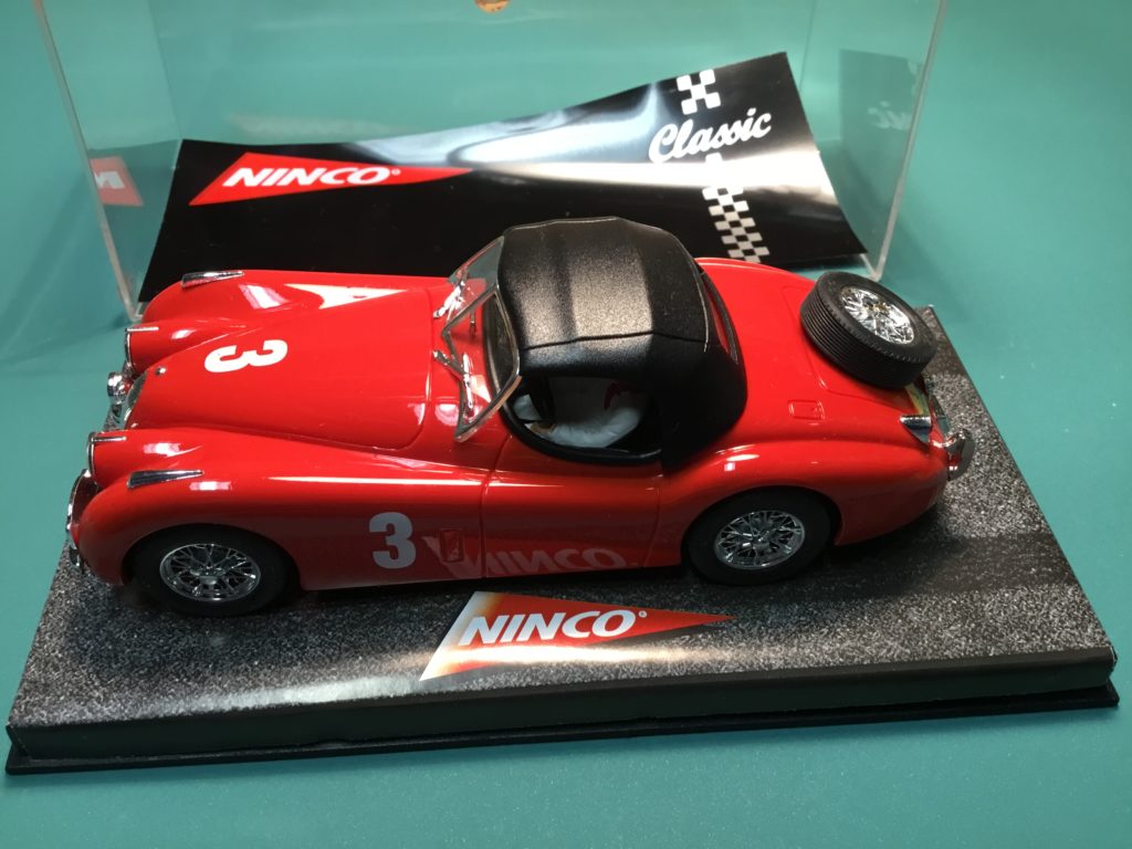 Ninco 50216 Jaguar XK120 Red, 1/32 Slot Car.