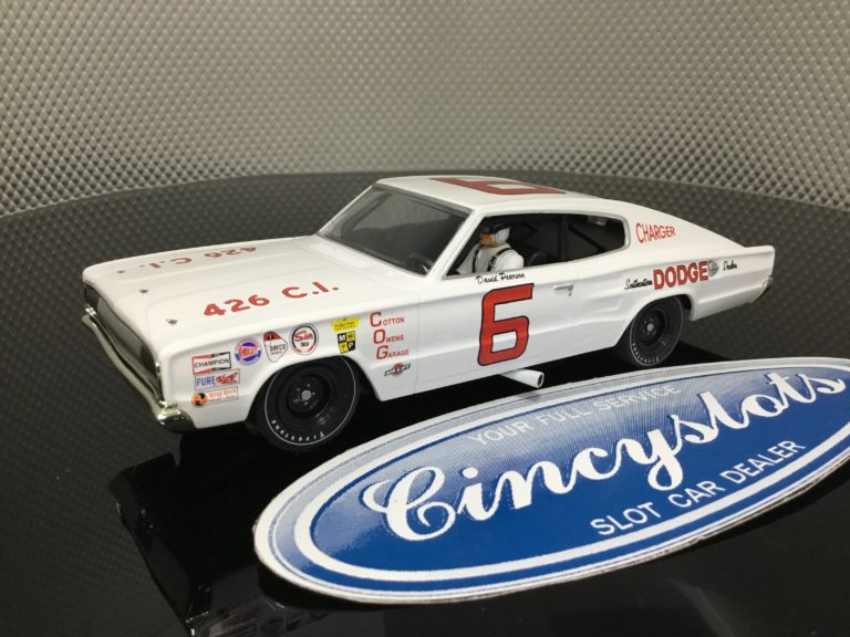 Monogram Revell 854842 David Pearson Dodge Charger Nascar 1/32 Slot