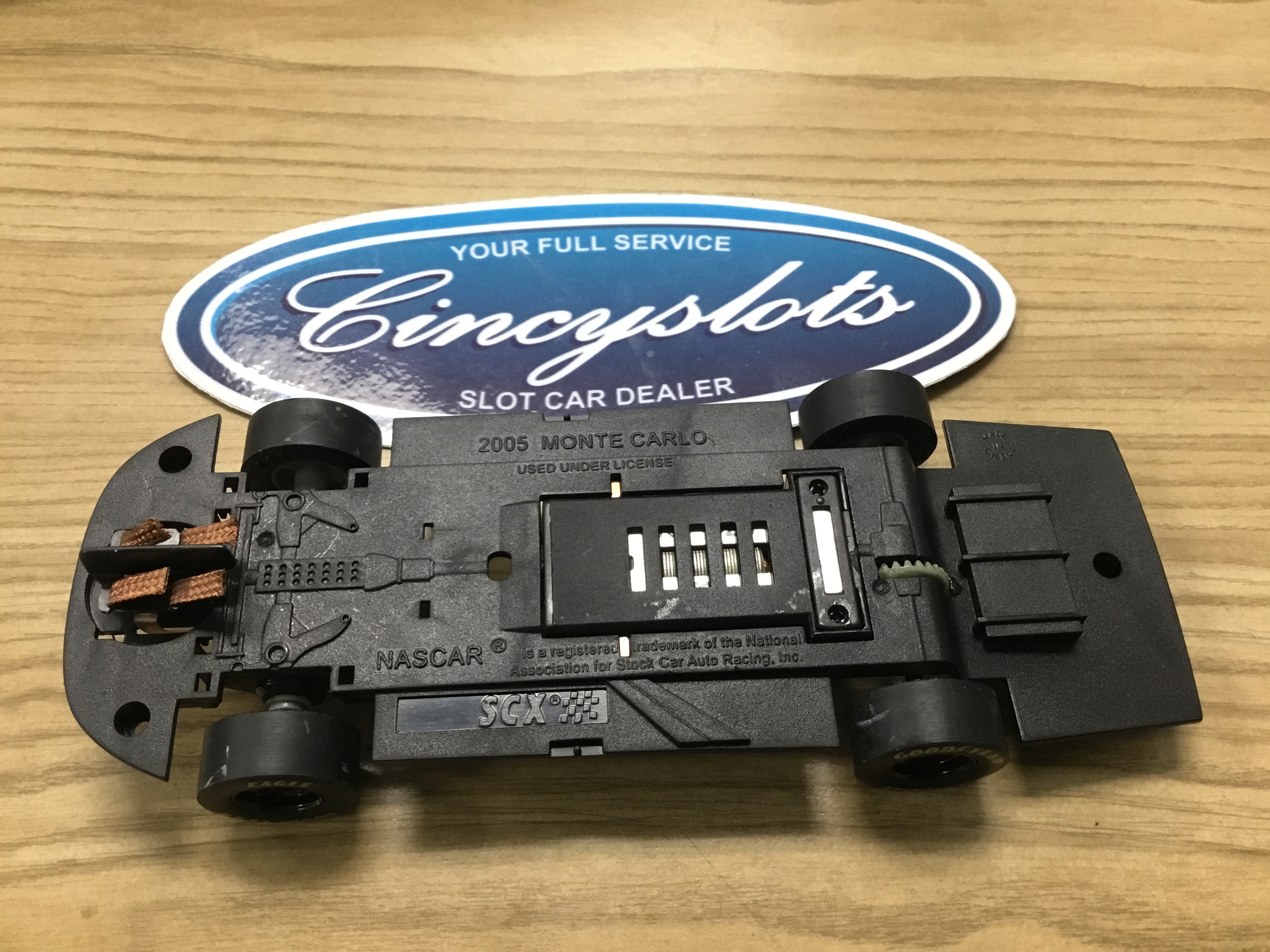 SCX Nascar Chevrolet Monte Carlo Chassis 1/32 Slot Car. New