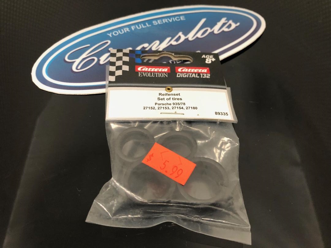 Pneus Carrera Pour Modèle Réduit Porsche Kremer 935 K3 - Lot De 4 Pneus (2 Avant, 2 Arrière)