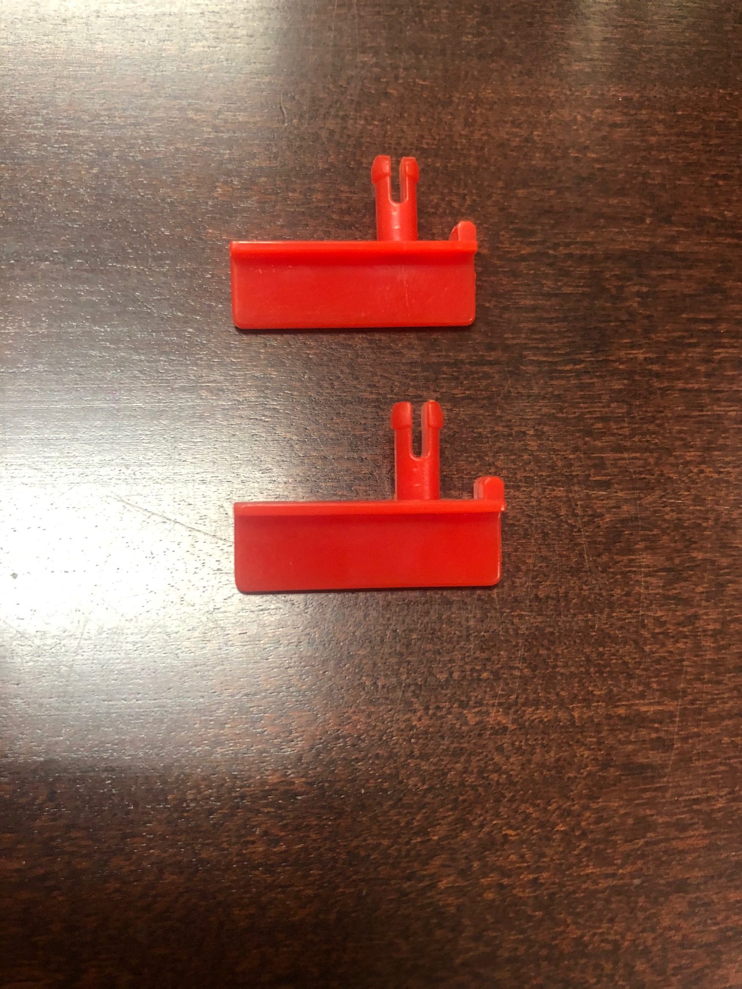 Carrera Red Guide Flag for Racing on Scalextric and Ninco track. 2pcs.