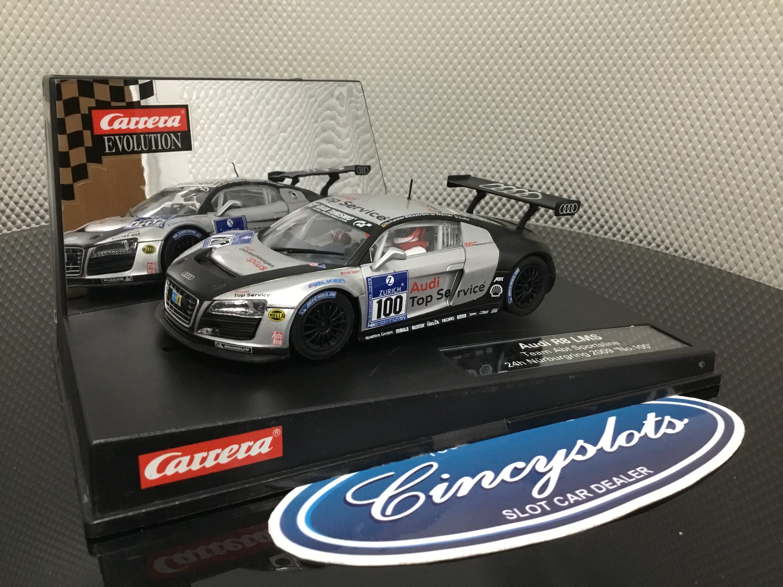 Carrera Evolution 27321 Audi R8 LMS, 1/32 Slot Car.