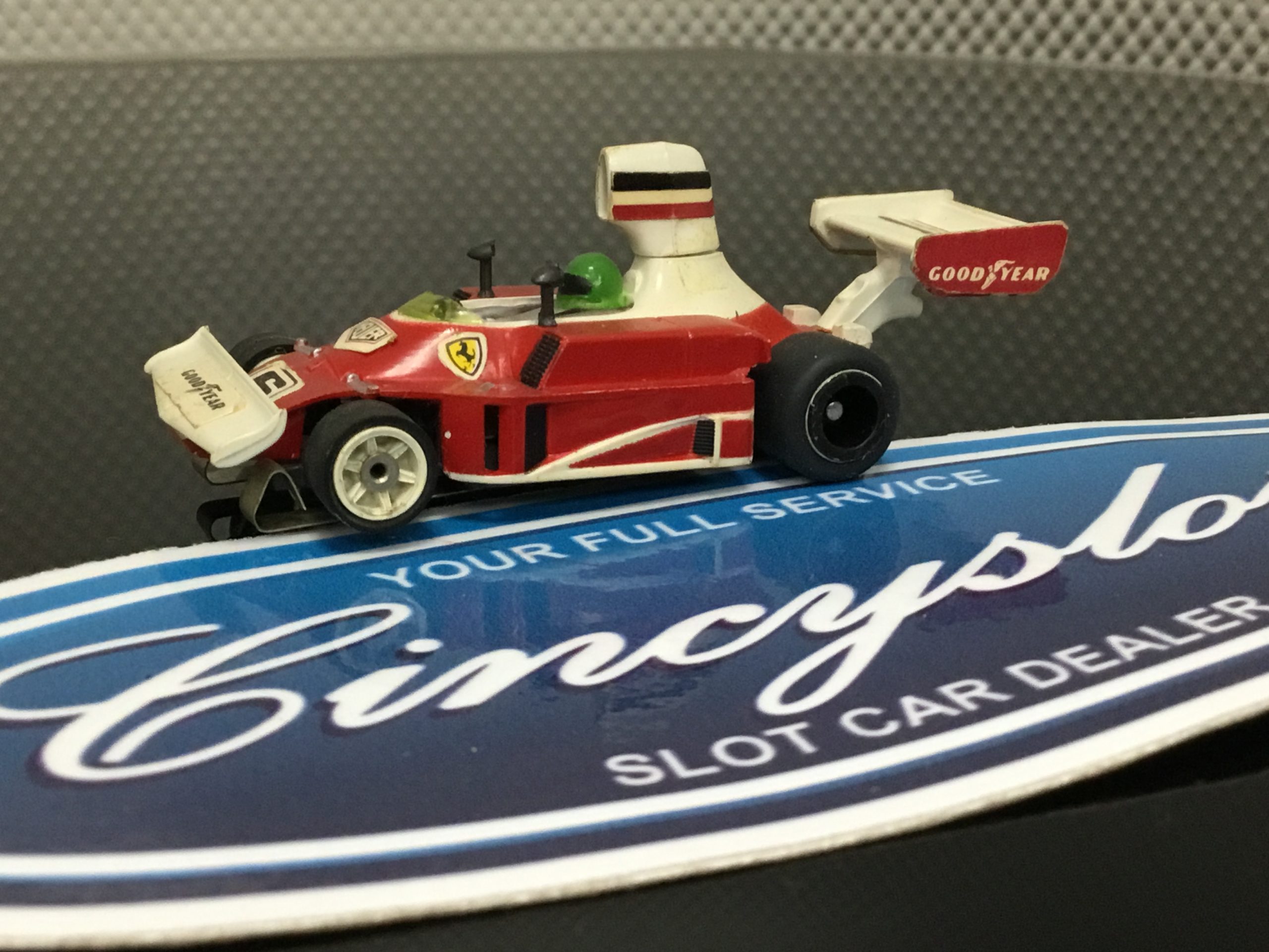 AURORA AFX  SLOTCAR F1 INDY CAR WITH MIRRORS G PLUS CHASSIS VERY FAST CAR 
