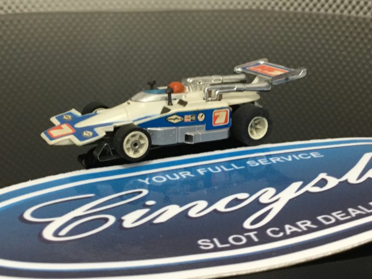 Aurora AFX GPlus LOLA 7 Indy F1 HO SLOT CAR. USED WORKING