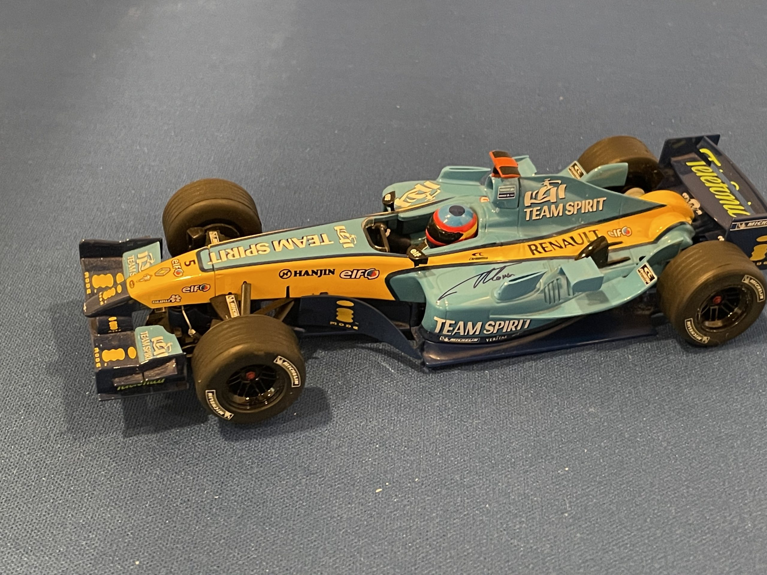 Scalextric F1 Renault #5 Used.