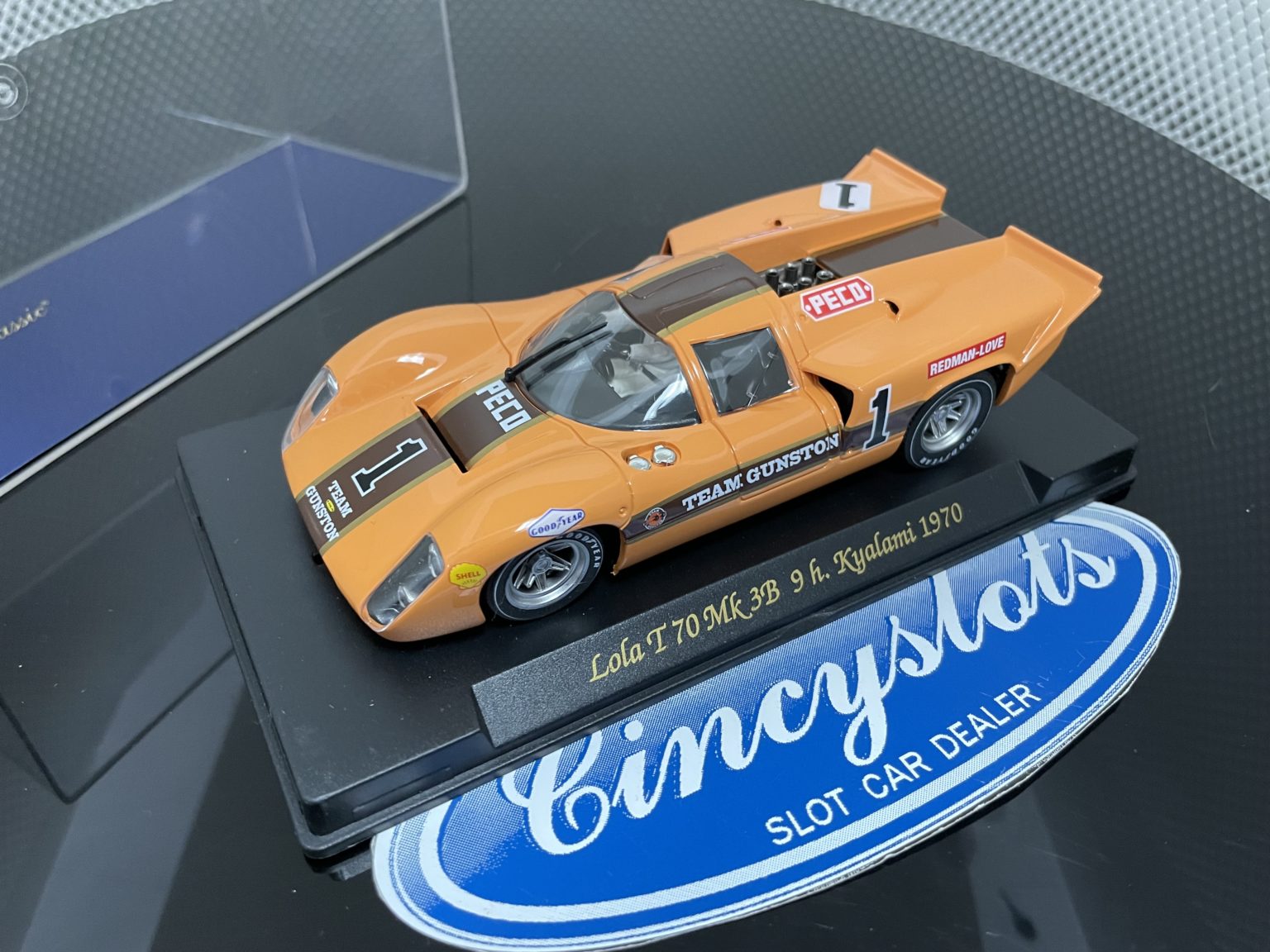 FLY C38 Lola T70 Team Gunston 1/32 Slot Car.