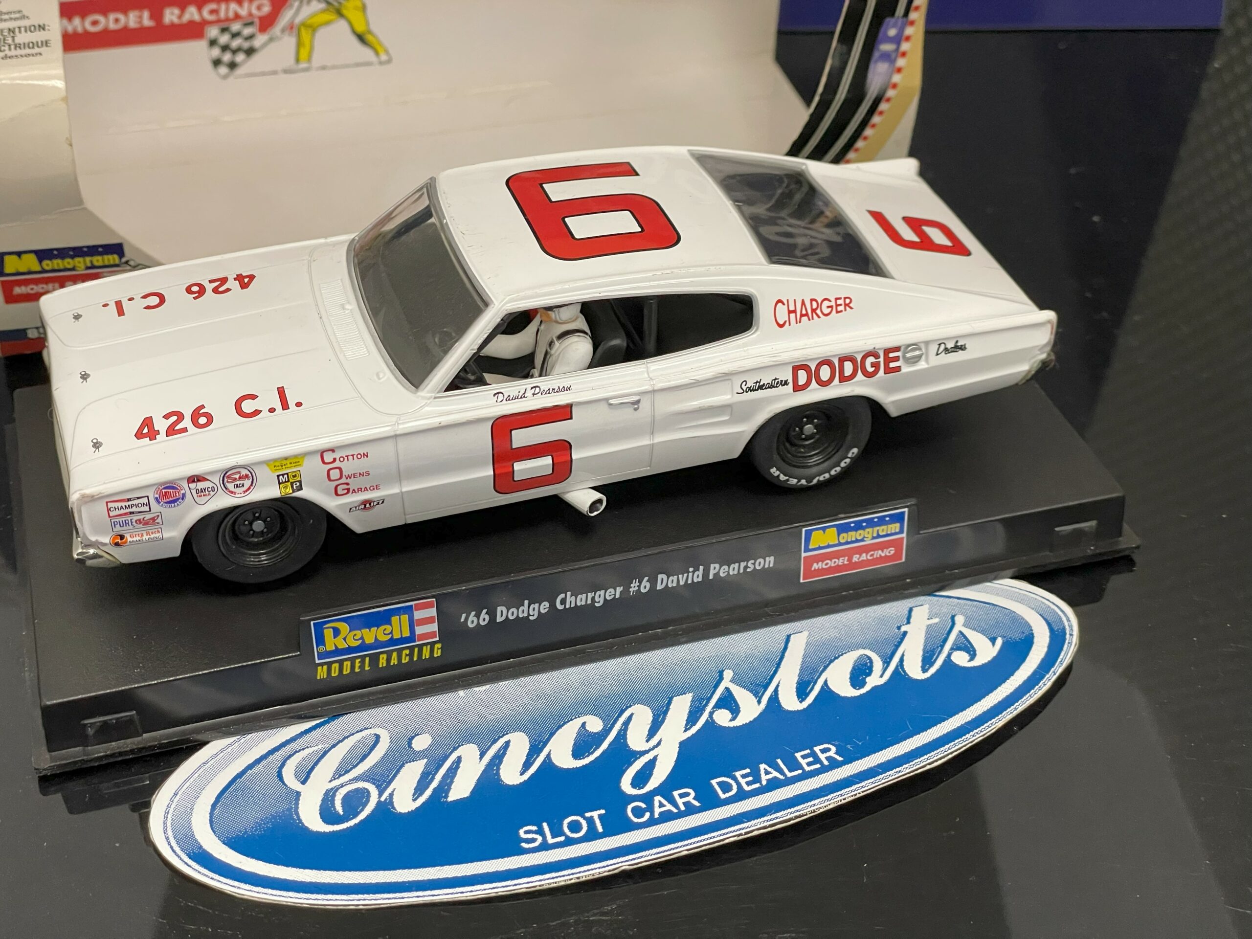 Monogram Revell 85-4842 David Pearson Dodge Charger Nascar 1/32 Slot ...