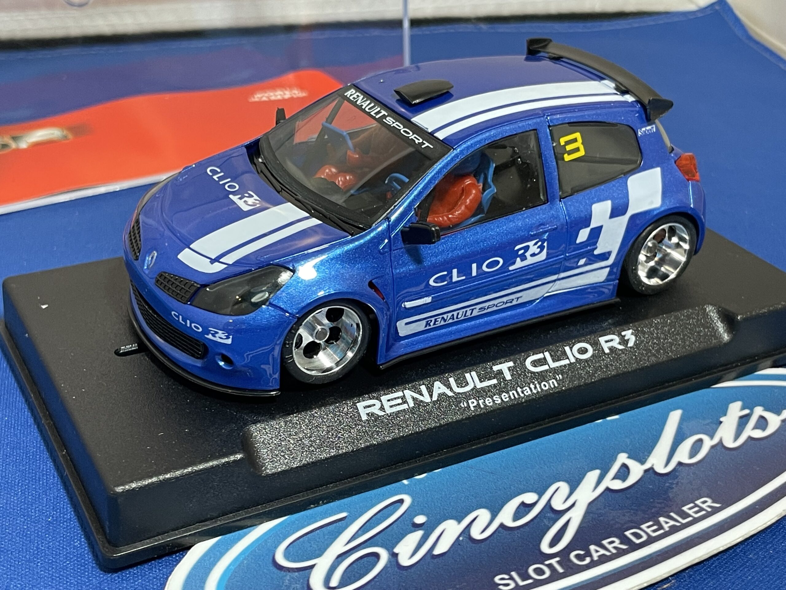NSR 1015 Renault Clio Blue, Lightly Used.