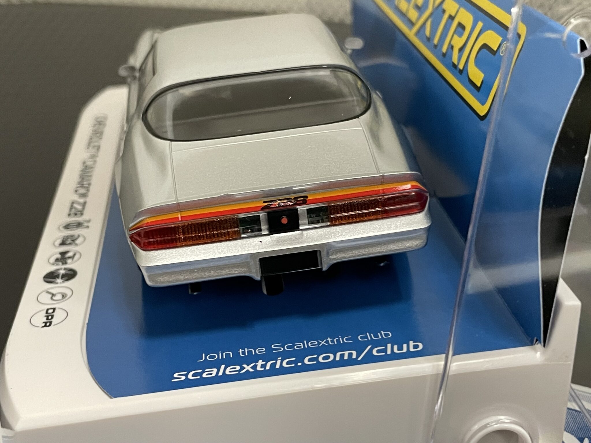 Scalextric C4227 Chevrolet Camaro Z28, 1/32 Slot Car.