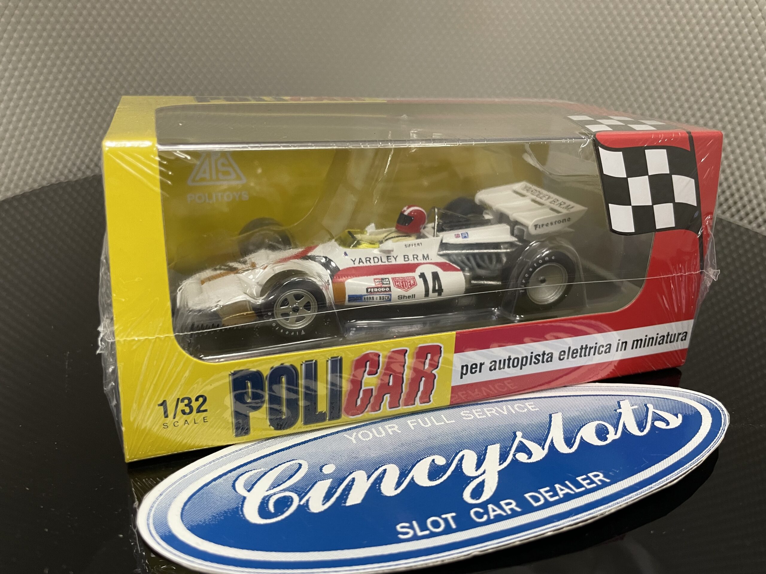 Policar CAR08a BRM P160 F1 1/32 Slot Car.