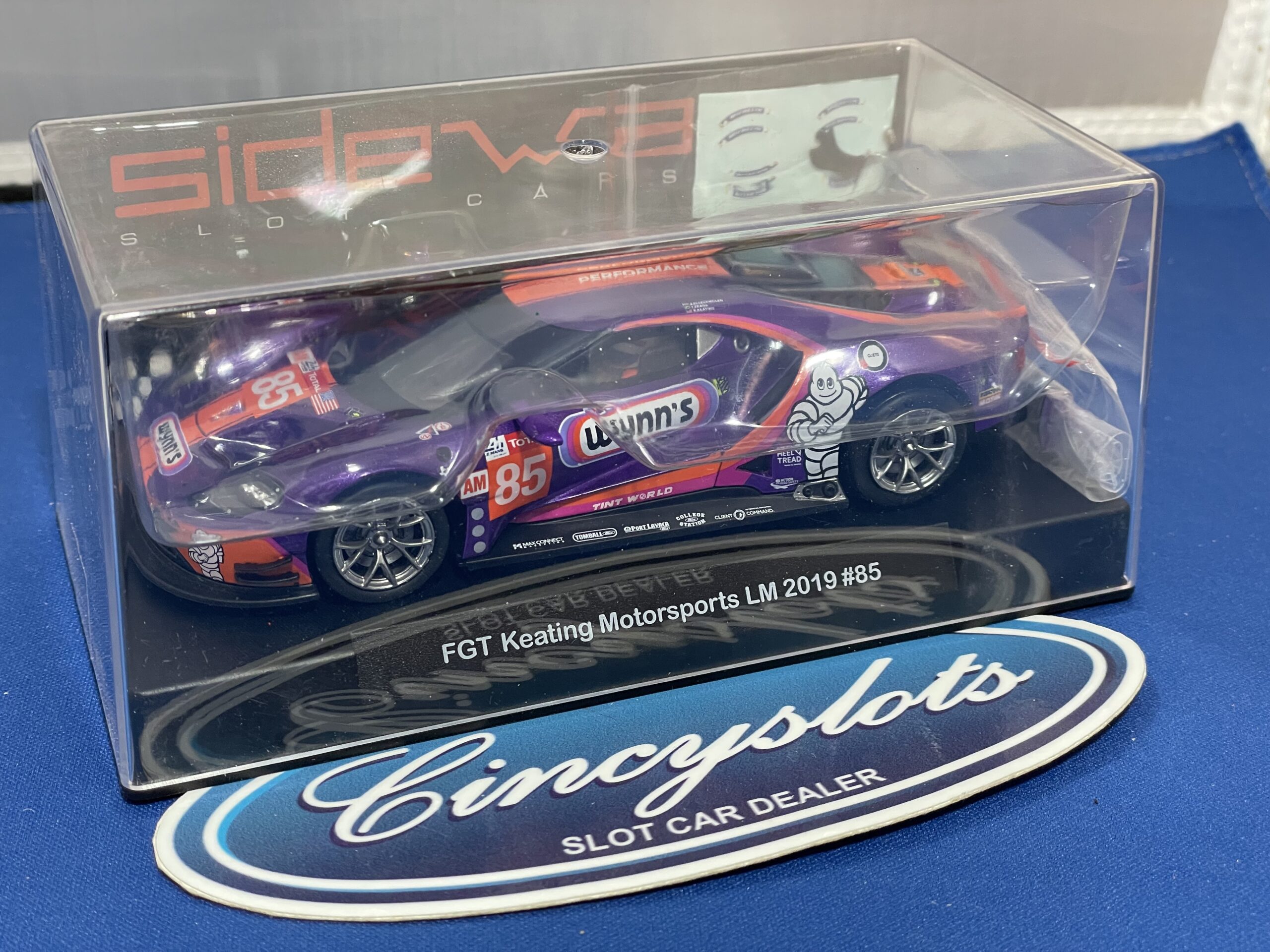 Sideways SWCAR02A Ford GT Wynn's, 1/32 Slot Car.