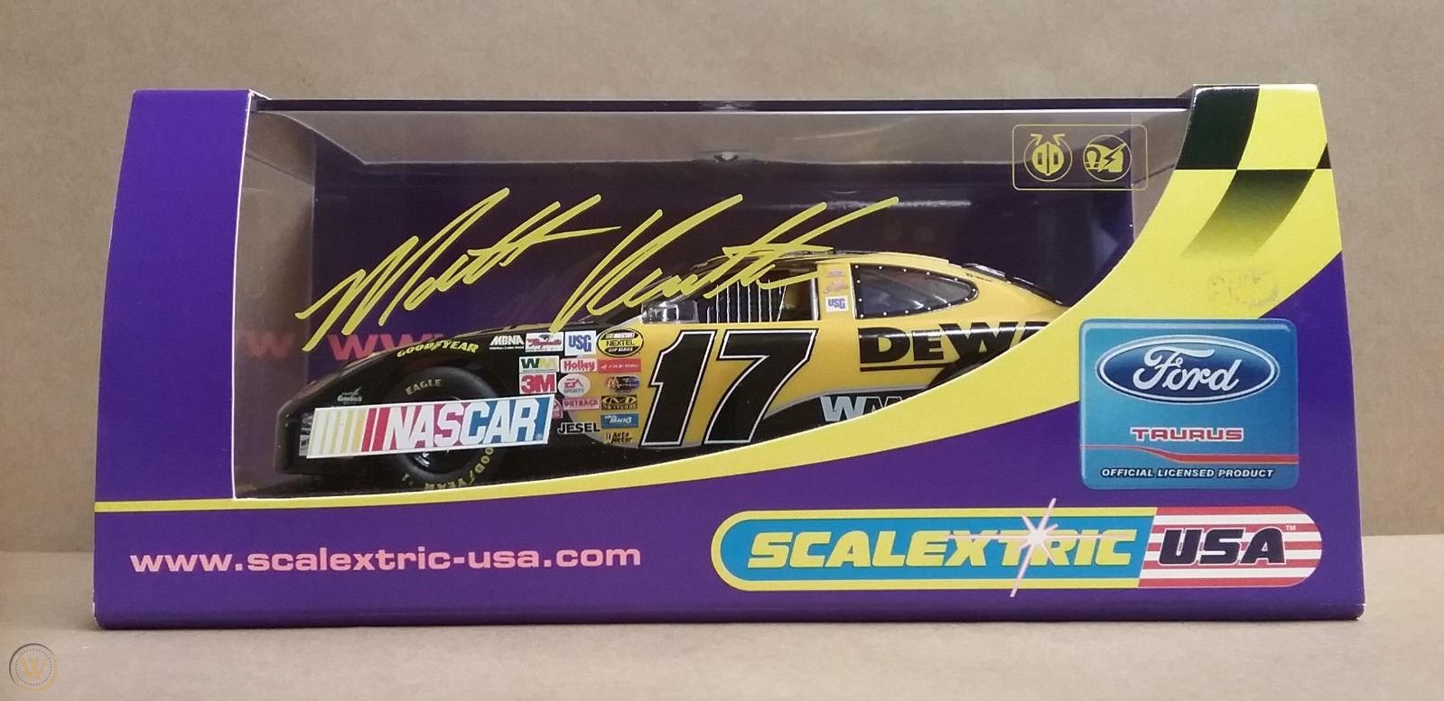 レアScalextric 1/32 NASCAR/'01 FordTaurus scalextric-c2594.jpg