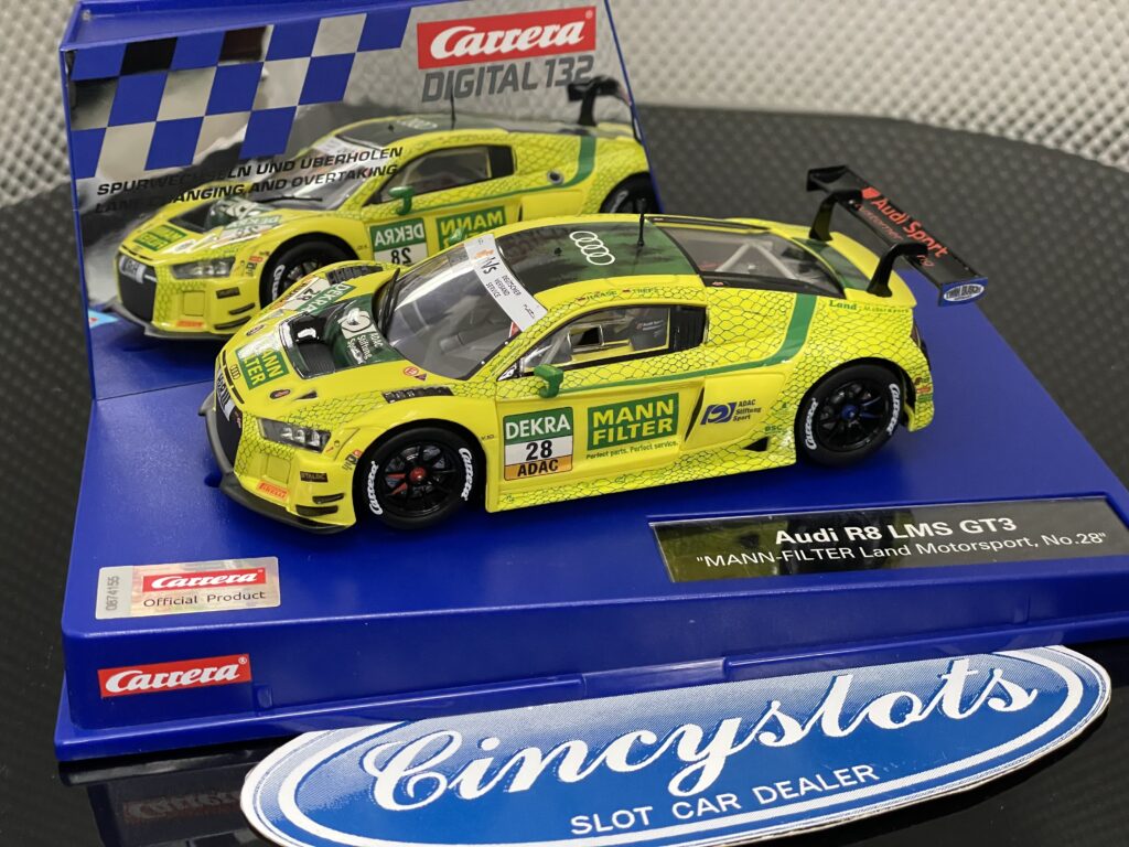 Carrera D132 31027 Audi R8 LMS GT3, 1/32 Slot Car.