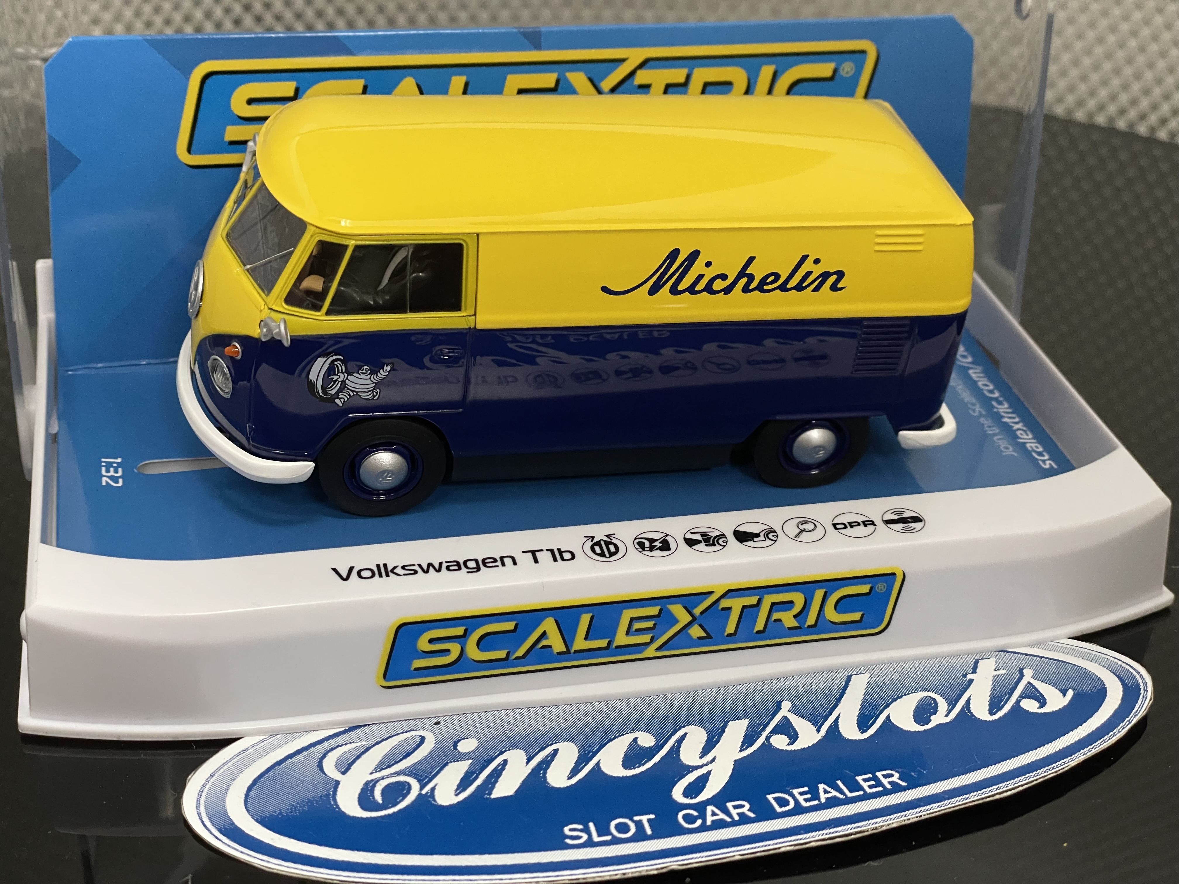 Scalextric C4357 Michelin Volkswagen Van Bus 1/32 Slot Car.