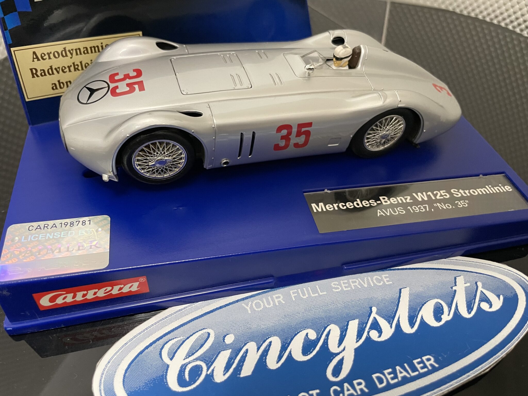 Carrera 30558 Digital Mercedes Benz Stromlinie Used. Needs Tires.