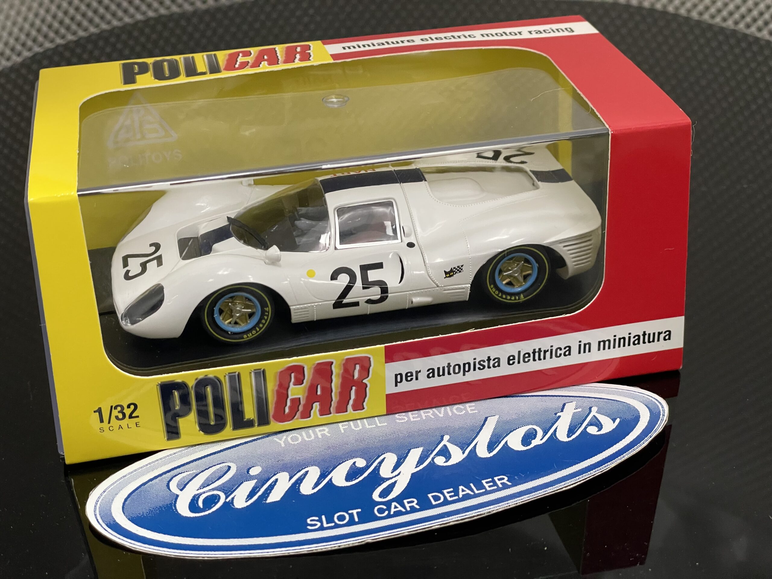 Policar PCAR06d Ferrari 412P 1/32 Slot Car.