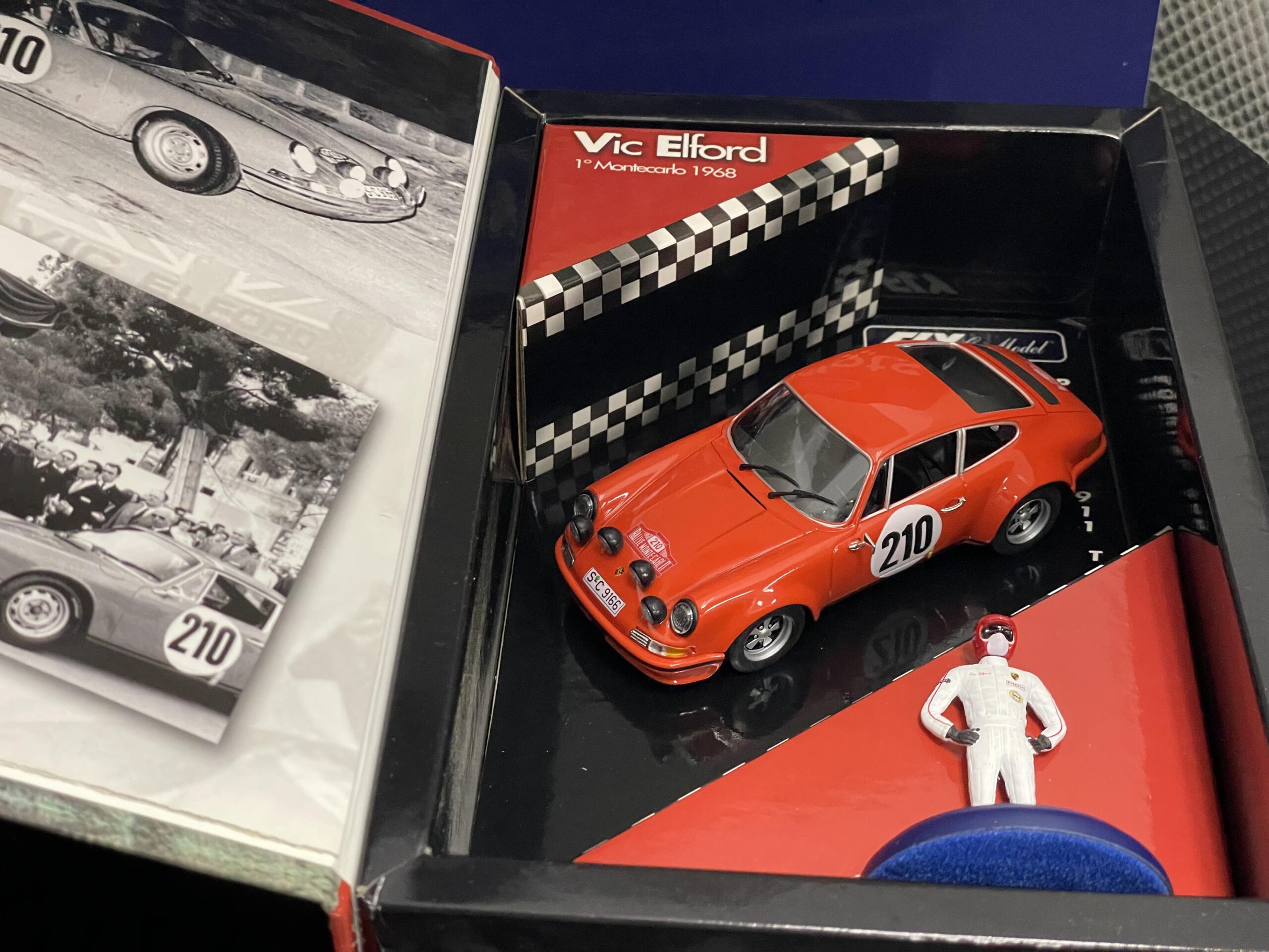 FLY Porsche Carrera 6 1968 スロットカー